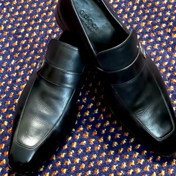 LIKE NEW GUCCI LOAFERS MINT CONDITION WORN ONCE BLACK MEN MSRP $976 ??? main image 4